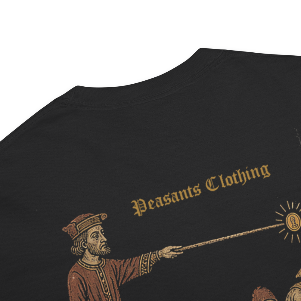 Printful Detailansicht Rückenprint auf schwarzem Shirt